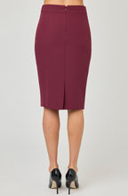Seamless Fitted Pencil Skirt
