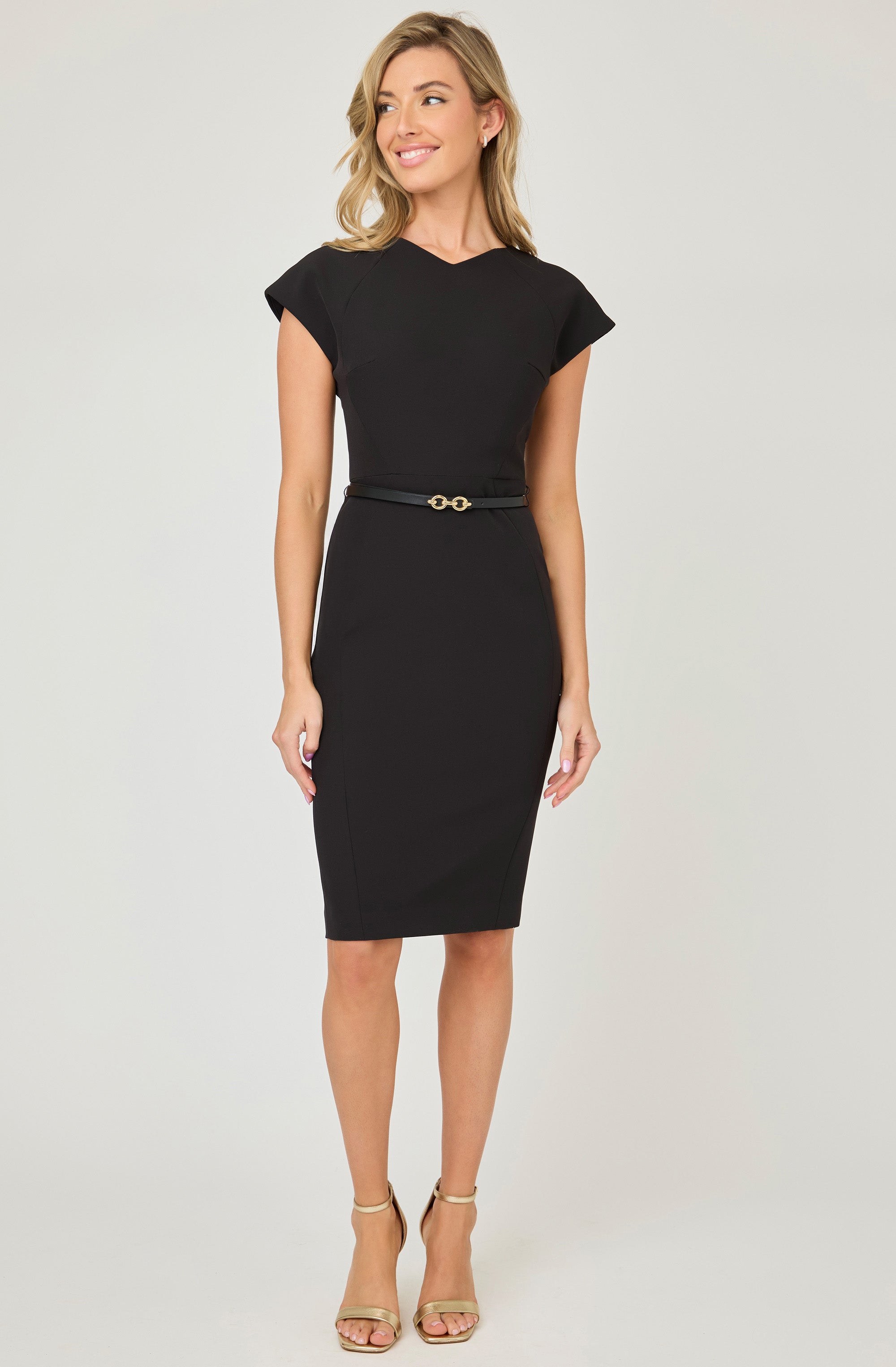 Fitted Dress with belt